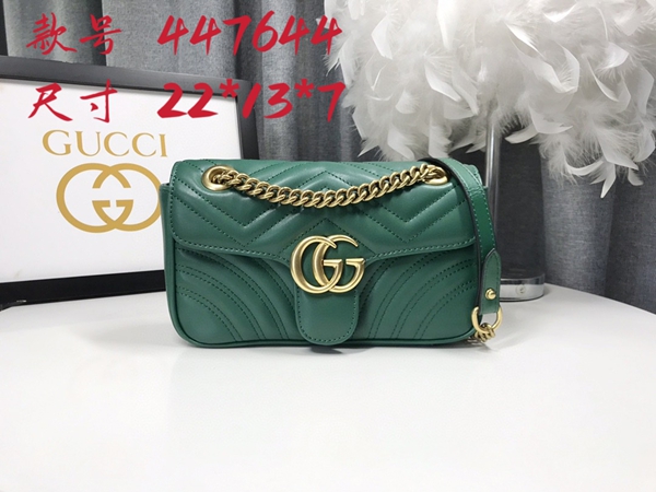激安グッチバッグコピー正面デザイン